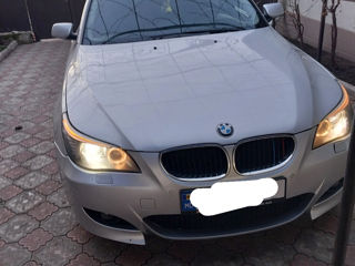 BMW 5 Series foto 3