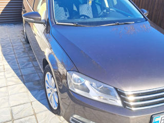 Volkswagen Passat foto 4