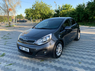 KIA Rio foto 1