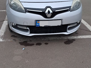 Renault Grand Scenic foto 3