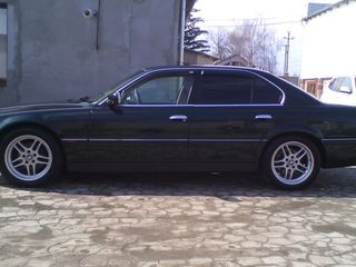 BMW 7 Series foto 4