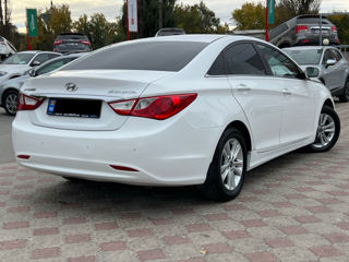 Hyundai Sonata foto 4