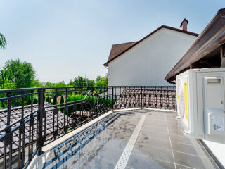 Casa de lux , zonă privat foto 17