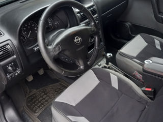 Opel Astra foto 4