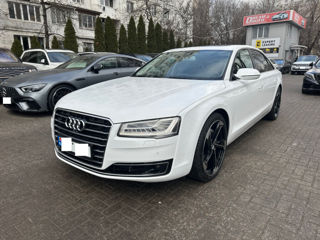 Audi A8 foto 2