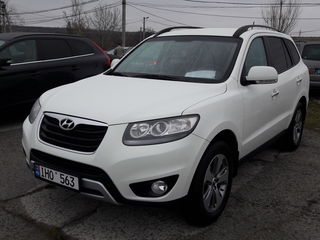 Hyundai Santa FE foto 1