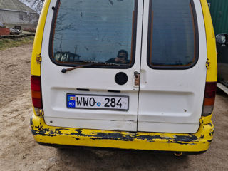 Volkswagen Caddy foto 2