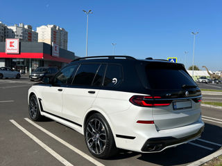 BMW X7 foto 3