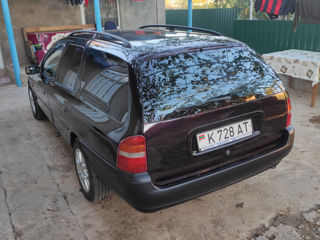 Ford Mondeo foto 6