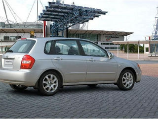 KIA Cerato  2005г.  +  Доставка!!! foto 1