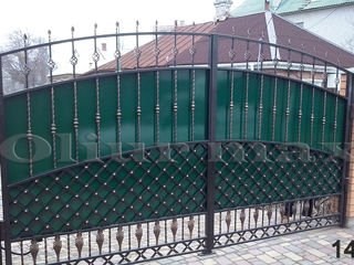Copertine, porți, garduri , balustrade,  gratii, uși metalice și alte confecții din fier forjat. foto 5