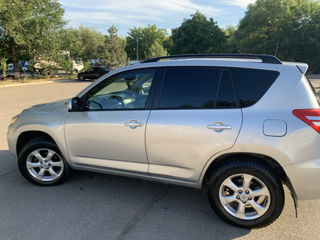 Toyota Rav 4 foto 2