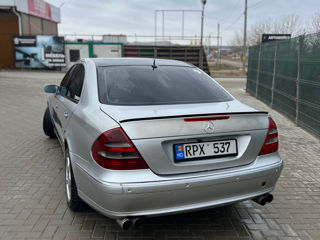 Mercedes E-Class foto 6