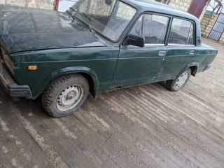 Lada / ВАЗ 2107 foto 2