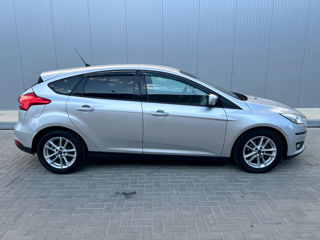 Ford Focus foto 2