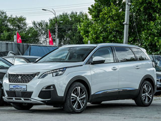 Peugeot 5008 foto 1