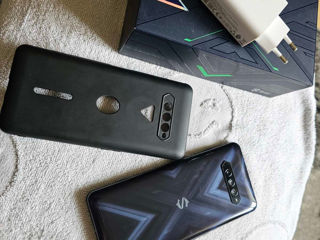Xiaomi Black shark 4, memory 8/128 Gb-4000 lei foto 1