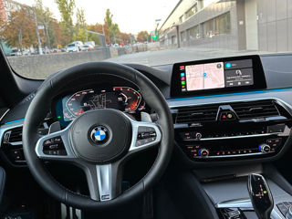 BMW 5 Series foto 6