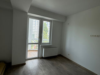Apartament cu 2 camere, 97 m², Buiucani, Chișinău foto 3