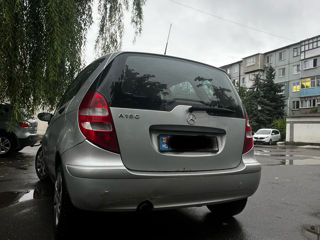 Mercedes A-Class foto 2