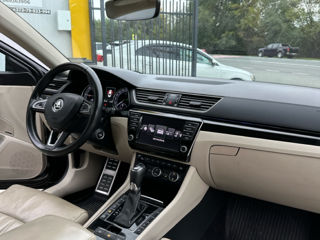 Skoda Superb foto 13