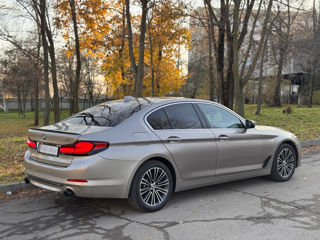 BMW 5 Series foto 4