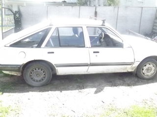 Opel Ascona foto 1