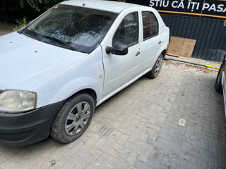 Dacia Logan foto 3