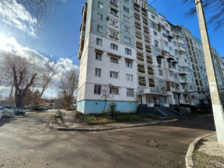 Apartament cu 3 camere, 75 m², Podul Chișinăului, Bălți foto 9