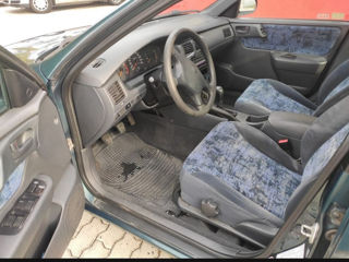 Toyota Carina foto 7