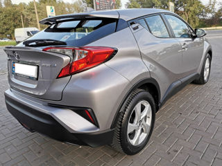 Toyota C-HR foto 5