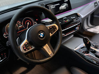 BMW 5 Series foto 6