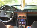 Mercedes Series (W124) foto 5