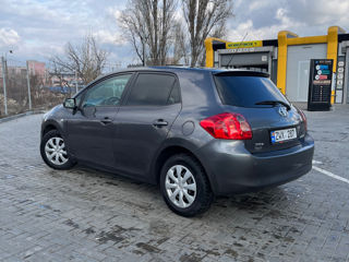 Toyota Auris foto 4