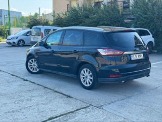 Ford S-Max foto 2