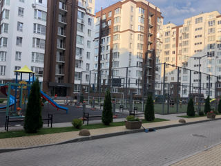 Apartament cu 2 camere, 100 m², Buiucani, Chișinău foto 10
