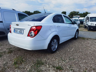 Chevrolet Aveo foto 8