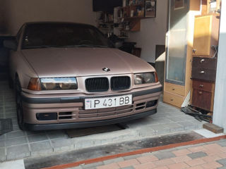 BMW 3 Series foto 6