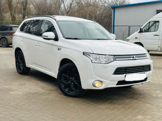 Mitsubishi Outlander foto 4