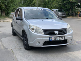 Dacia Sandero foto 3