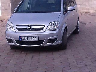 Opel Meriva foto 8