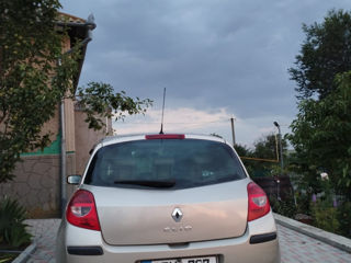 Renault Clio foto 5