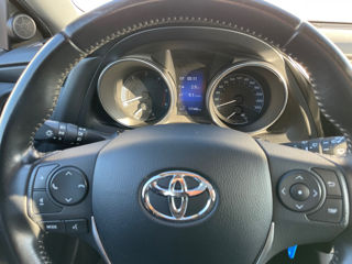 Toyota Auris foto 8