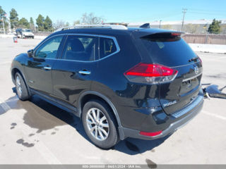 Nissan Rogue фото 3