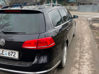 Volkswagen Passat foto 2