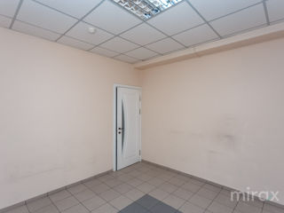 Se vinde oficiu situat în sectorul Centru, str. Petru Rareș. foto 5
