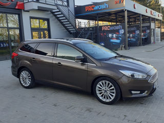 Ford Focus foto 1