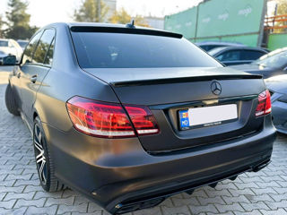 Mercedes E-Class foto 3