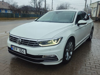 Volkswagen Passat foto 2