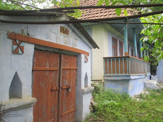 Se vinde casa in centrul satului Peresecina!!! foto 4